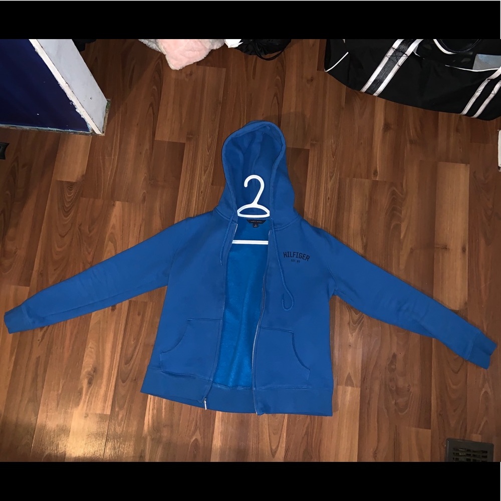 Tommy Hilfiger zip-up hoodie